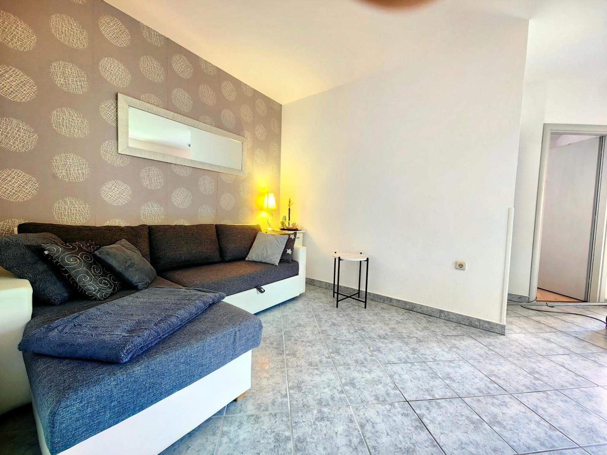 Apartments Lea With Pool Малинска Экстерьер фото